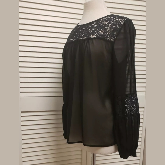 SOLD! For Love & Lemons Blouse.Chiffon/Lace - Picture 4 of 8